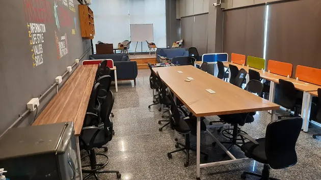  30 Seater Event Hall in Vashi - TriggerXchange Coworking | GoSpace 7958