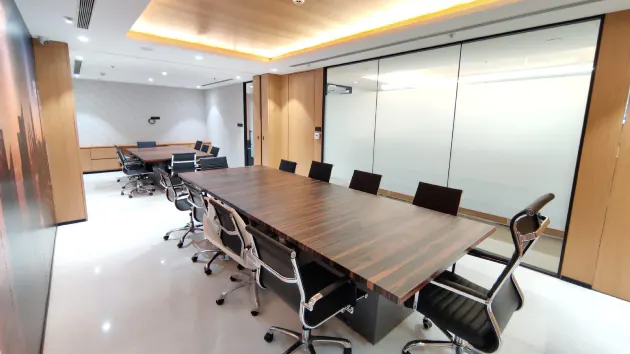 10 Seater Conference Room