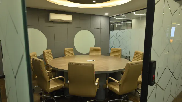 10 Seater Conference Room in Gomti Nagar - Vision Spaces | GoSpace 8716