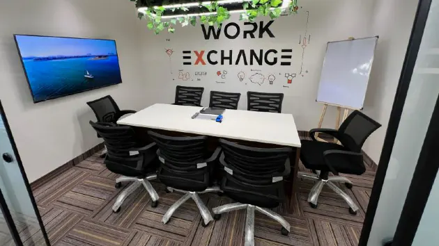 6 Seater Conference Room in Pitampura - Workexchange Coworking | GoSpace 7530
