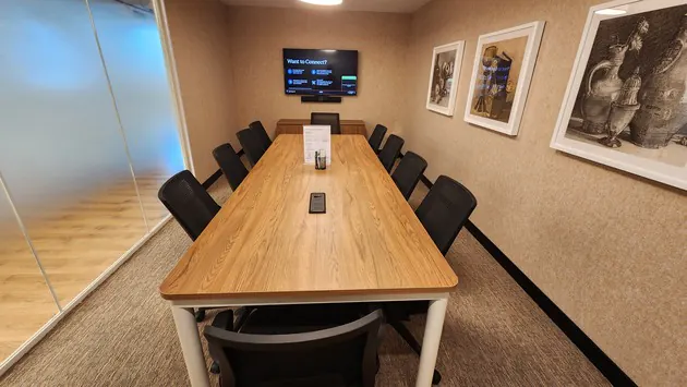 10 Seater Conference Room 