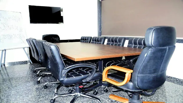 10 Seater Conference Room in Vashi - TriggerXchange Coworking | GoSpace 6144