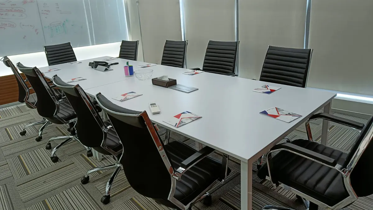 10 Seater Conference Room in Sector 44 - Infrapro Spaces | GoSpace 8466