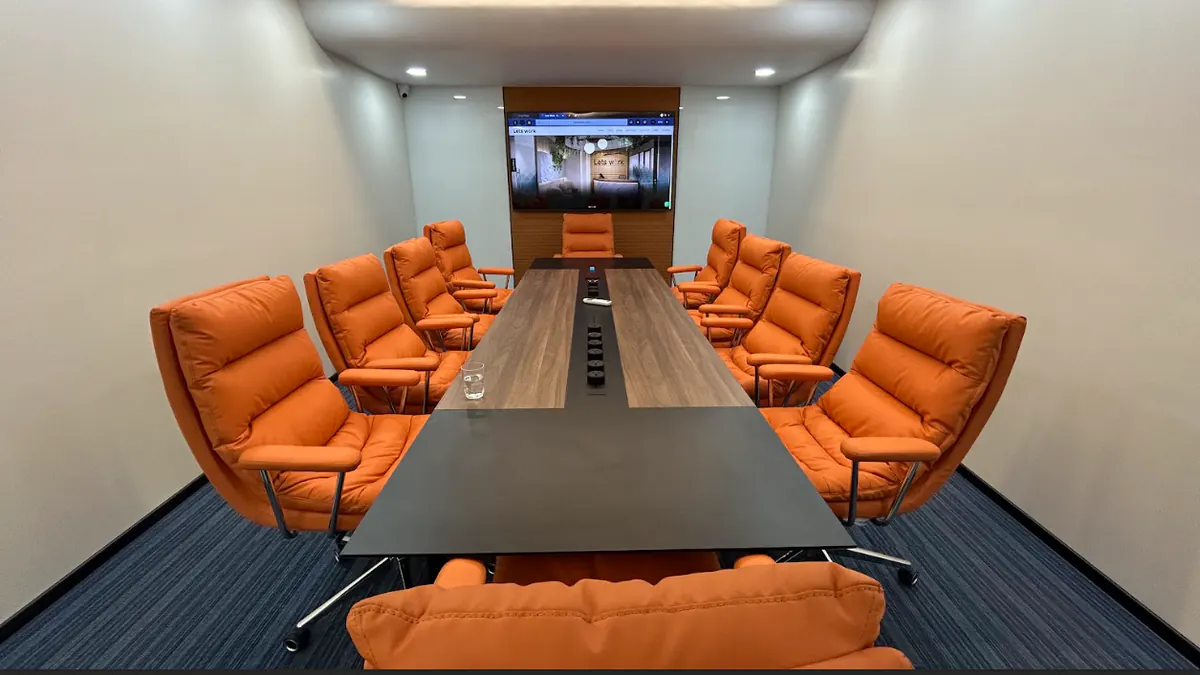 10 Seater Conference Room