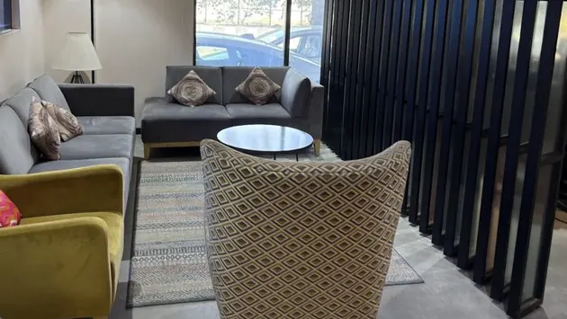 10 Seater Private Cabin