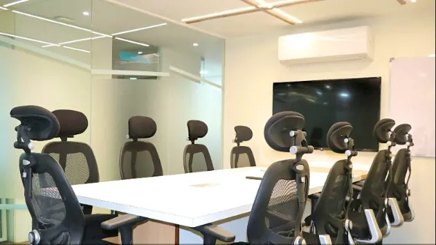 9 Seater Conference Room in Navrangpura - Sspacia Coworking Agarwal Complex | GoSpace 4142