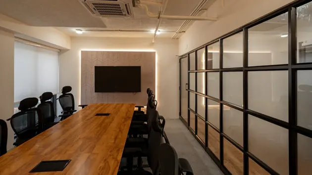 11 Seater Conference Room in Peelamedu - Paniyidam Workspaces | GoSpace 4534