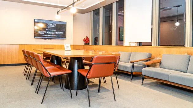12 Seater Conference Room in Vikhroli West - WeWork 247 Park | GoSpace 7801