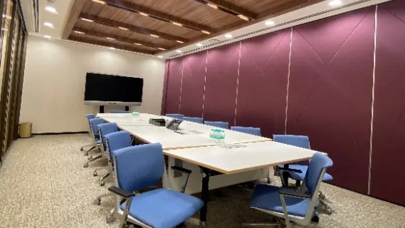 12 Seater Meeting Room in Bandra East - The Executive Centre Parinee Crescenzo MPC | GoSpace 7278