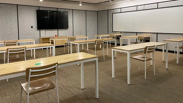 18 Seater Meeting Room in Cybercity - WeWork DLF Forum | GoSpace 8632