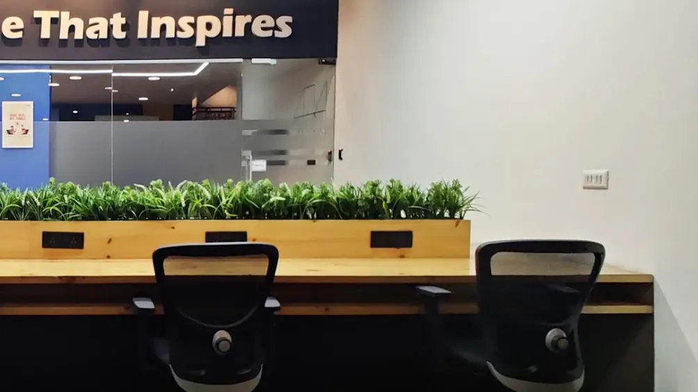 3 Seater Manager Cabin in Vastrapur - DevX Coworking | GoOffice 4213