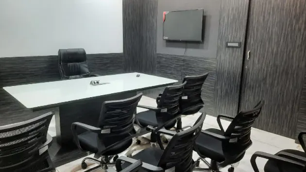 20 Seater Conference Room in Vashi - TriggerXchange Coworking | GoSpace 7550