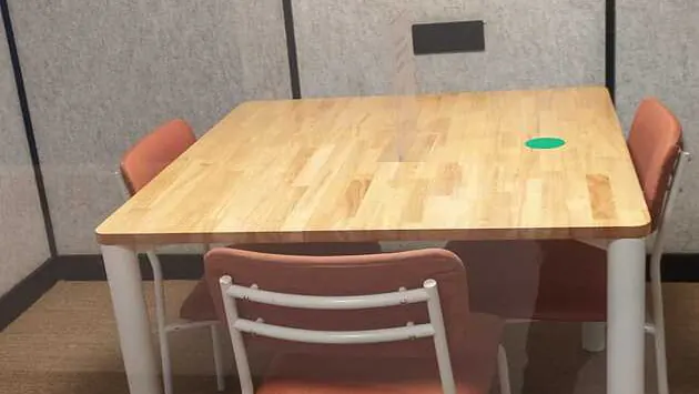3 Seater Meeting Room in Cybercity - WeWork DLF Forum | GoSpace 8600