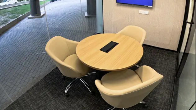 3 Seater Meeting Room in MG Road - Ofis Square Vatika Triangle Annexe | GoSpace 8904