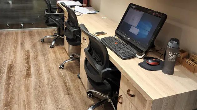 3 Seater Private Cabin  in Andheri West - Rainbow Coworks | GoOffice 7516