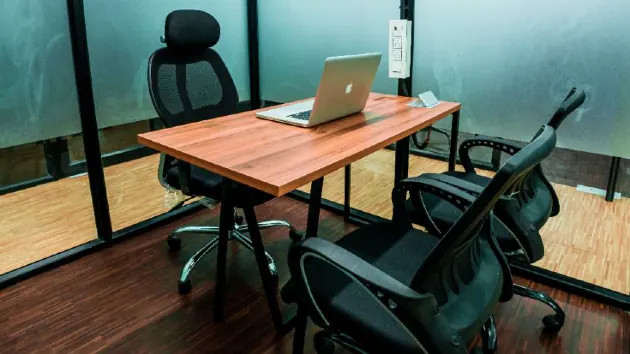 3 Seater Manager Cabin in Vasai-Virar - DFactory | GoOffice 7409