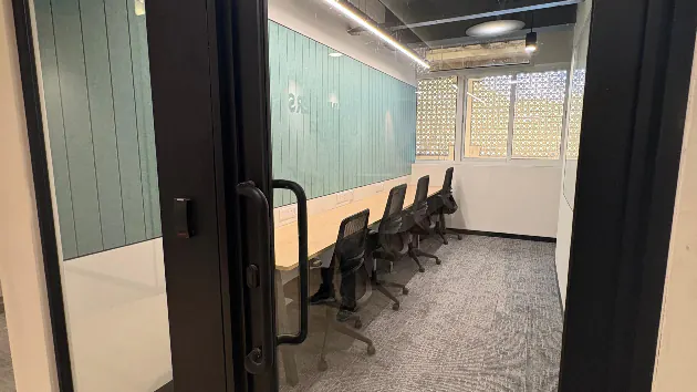 4 Seater Private Cabin in Koramangala - Rainmakers Workspace | GoOffice 20667