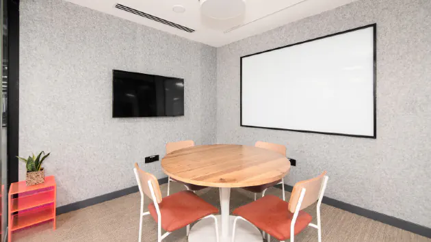 4 Seater Conference Room