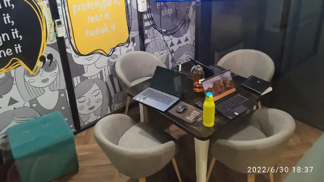 4 Seater Conference Room