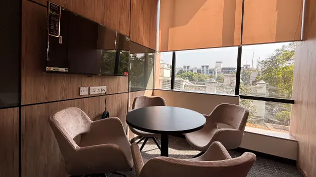 4 Seater Conference Room