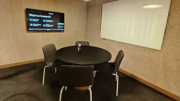 4 Seater Conference Room