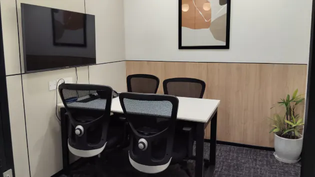 4 Seater Conference Room in Sector 49 - Ofis Square Vatika Business Park 10th Floor | GoSpace 8998
