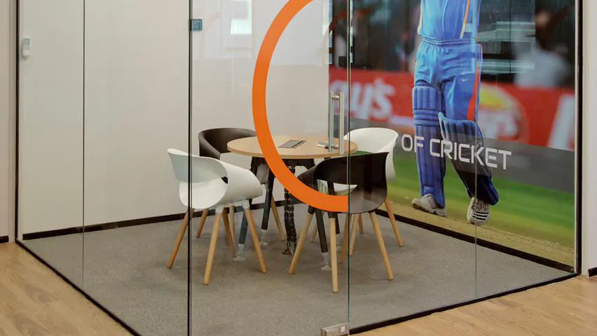 4 Seater Meeting Room