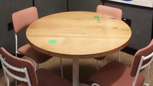 4 Seater Meeting Room in Cybercity - WeWork DLF Forum | GoSpace 8604
