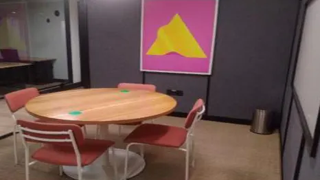 4 Seater Meeting Room in Cybercity - WeWork DLF Forum | GoSpace 8621