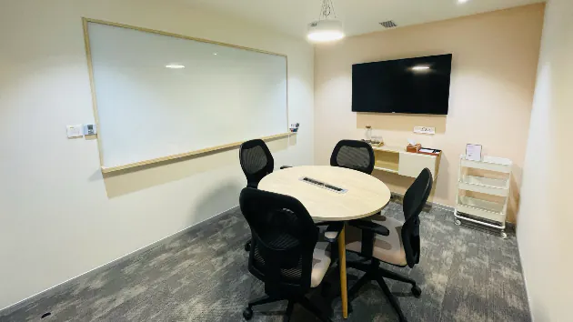 4 Seater Meeting Room in Perungudi - Cowrks Sterling Technopolis | GoSpace 1683