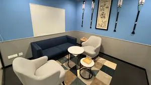 4 Seater Meeting Room
