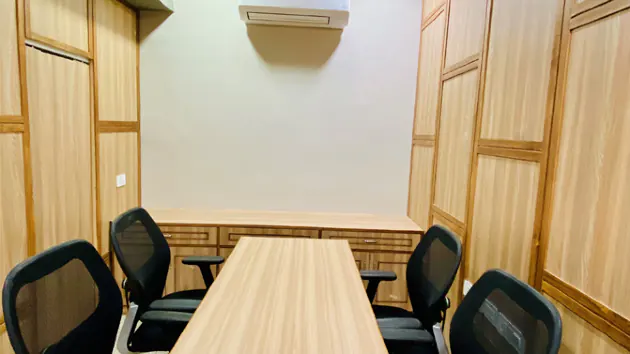 4 Seater Meeting Room in Sector 17 - IDEA Coworking Space | GoSpace 9308