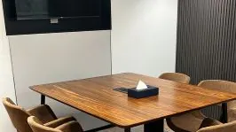 4 Seater Meeting Room in Sector 62 - AWFIS Majestic Signia | GoSpace 8710