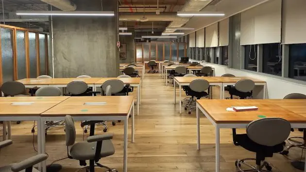4 Seater Private Cabin in Financial District - WeWork Rajapushpa Summit | GoOffice 3522