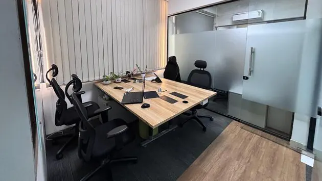 4 Seater Private Cabin in Bagmugaliya - Oneworx Coworking Space | GoOffice 9507
