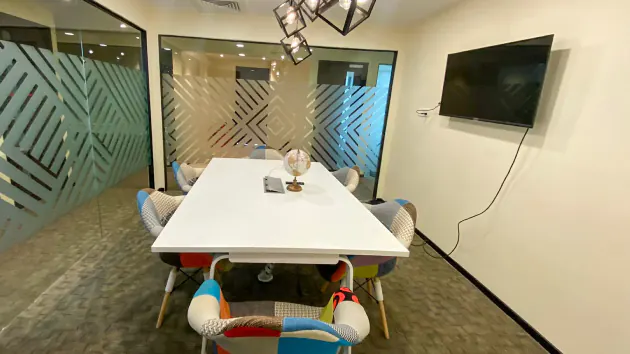 5 Seater Meeting Room