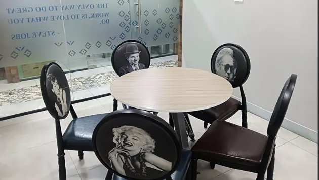 5 Seater Meeting Room in Benz Circle - iSprout Benz Circle | GoSpace 4541