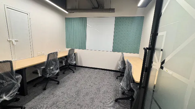 5 Seater Private Cabin in Koramangala - Rainmakers Workspace | GoOffice 20668