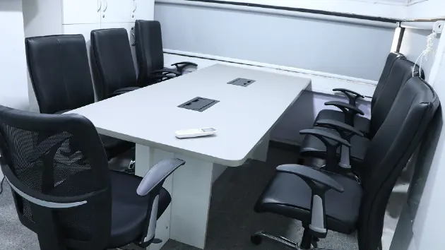 6 Seater Conference Room in Ellisbridge - MyBranch Ahmedabad | GoSpace 4282