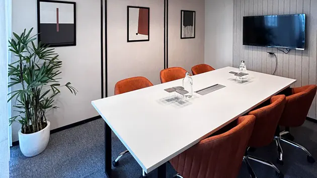 6 Seater Conference Room in Sector 62 - Ofis Square The Iconic Corenthum | GoSpace 8786