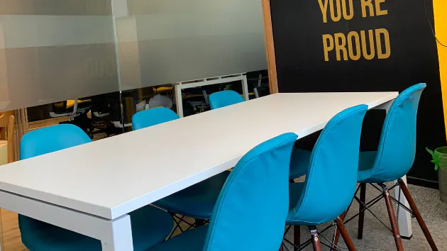 6 Seater Meeting Room