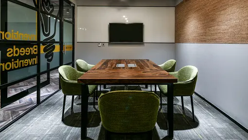 6 Seater Meeting Room