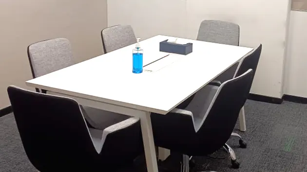 6 Seater Meeting Room in Magarpatta City - Awfis Que Spaces | GoSpace 6264