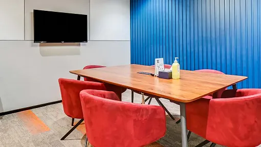 6 Seater Meeting Room in Andheri East - AWFIS Skyline Icon Marol 2 | GoSpace 7622