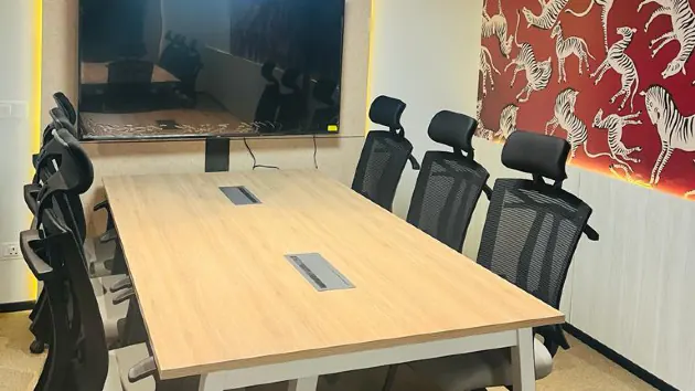6 Seater Meeting Room