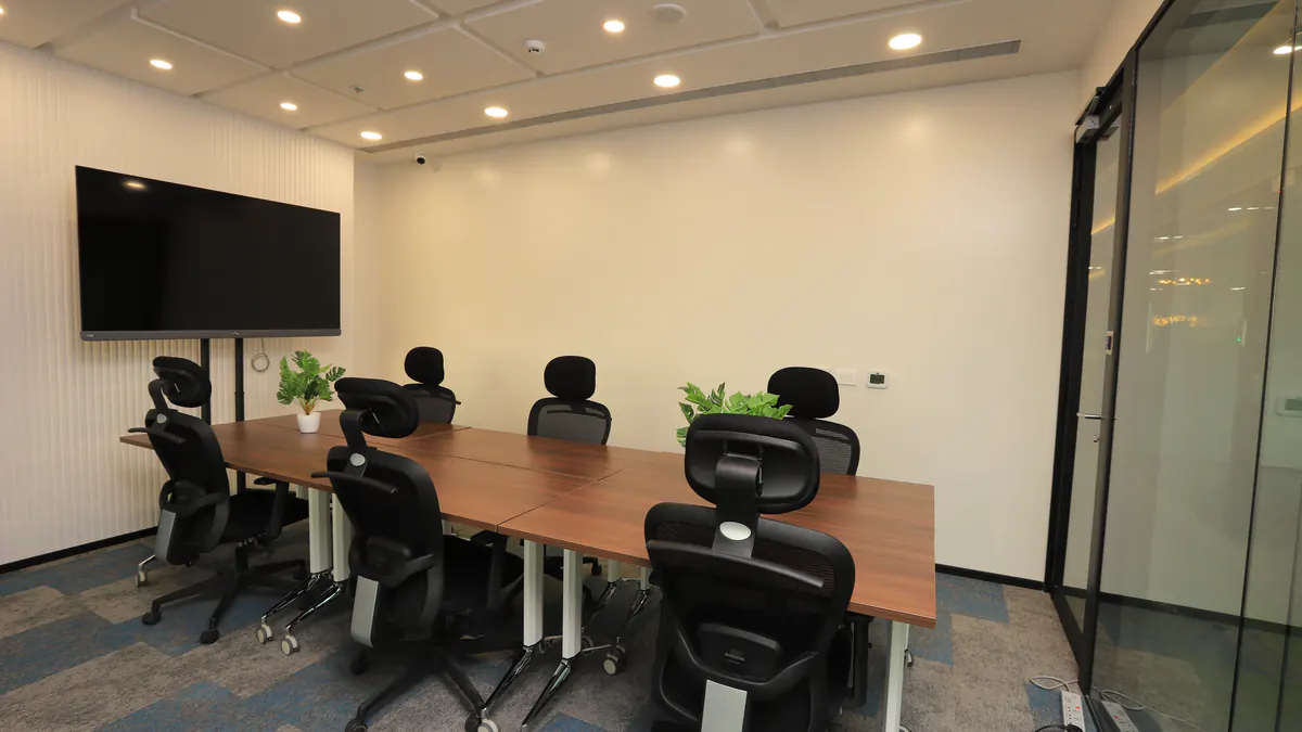 6 Seater Meeting Room