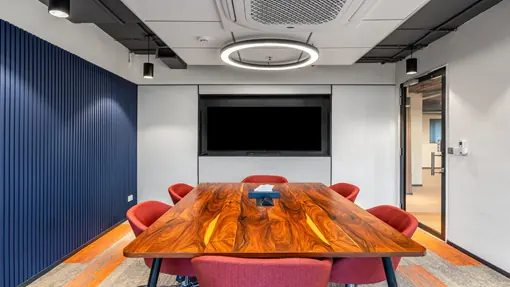 6 Seater Meeting Room