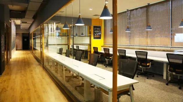 6 Seater Private Cabin in Andheri East - Innov8 Boston House | GoOffice 8120