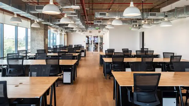 6 Seater Private Cabin in Goregaon - WeWork NESCO IT Park | GoOffice 8016