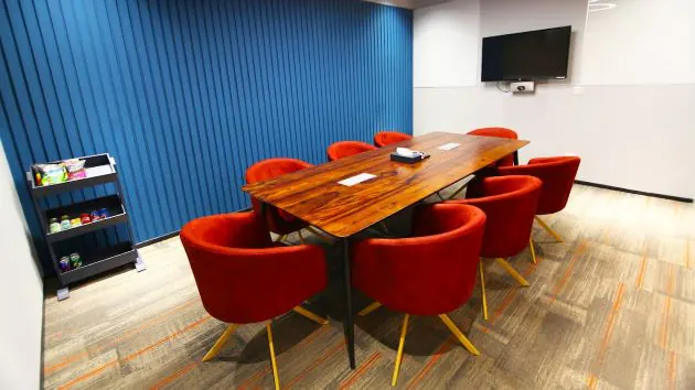 6 Seater Private Cabin  in Thane - AWFIS Lodha IThink | GoOffice 8334